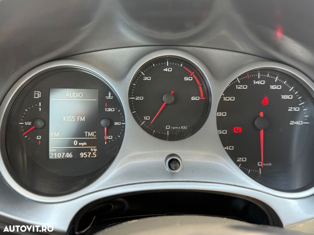 Seat Leon 1.6 TDI DPF Style Copa - 17