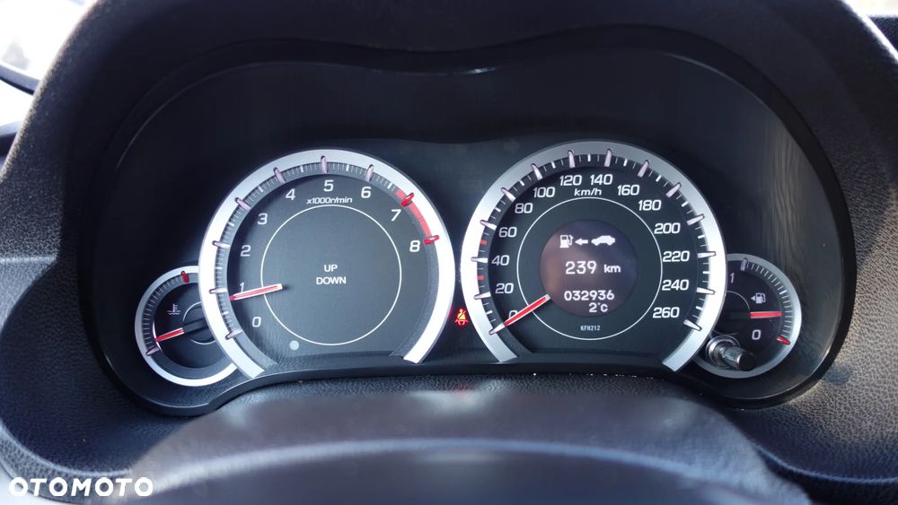 Honda Accord 2.0 Elegance 50 Jahre Edition - 20