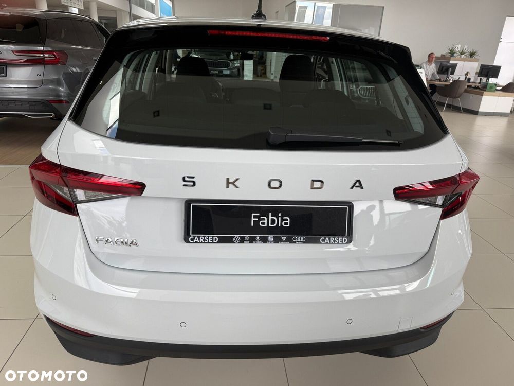 Skoda Fabia - 4