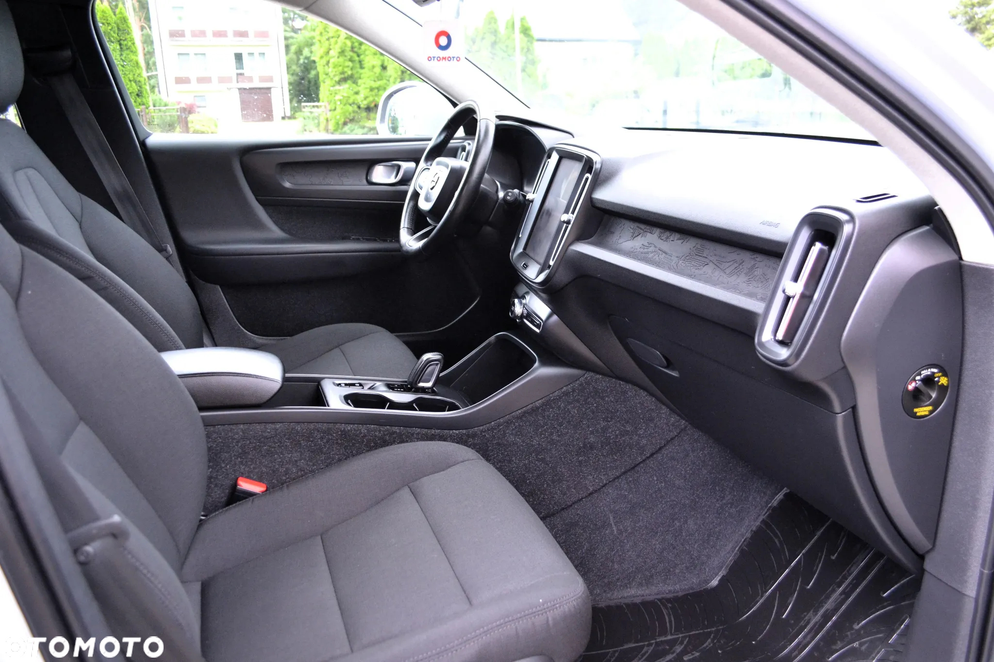 Volvo XC 40 D3 AWD Momentum - 9