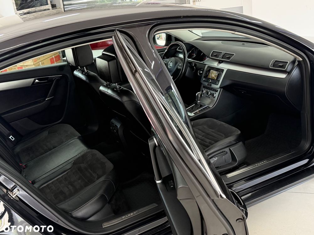 Volkswagen Passat - 31