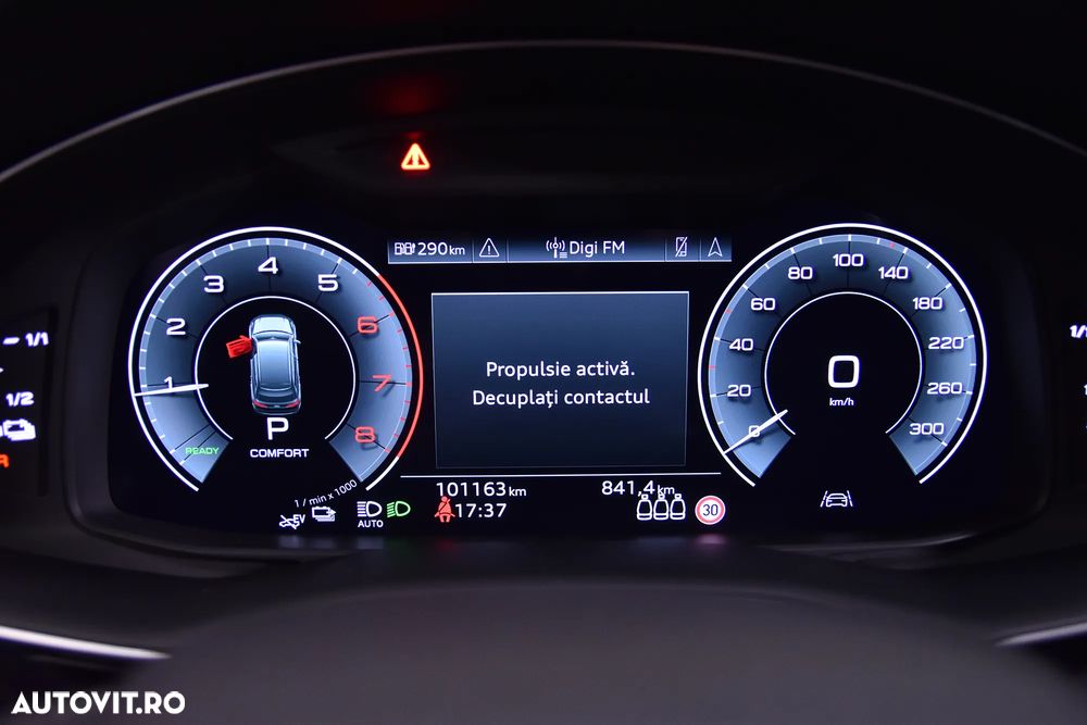 Audi Q7 - 10