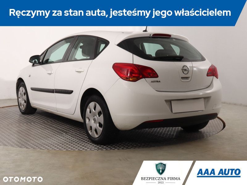 Opel Astra - 6