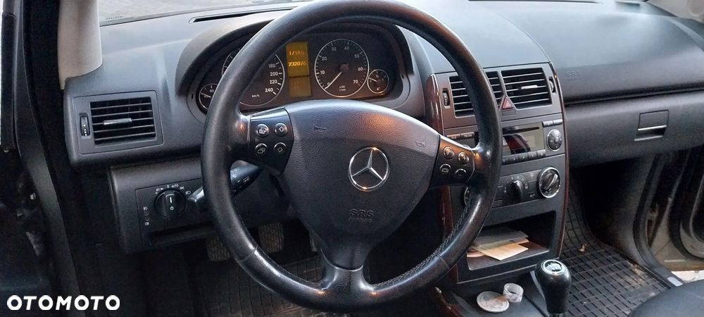 Mercedes-Benz Klasa A 170 Elegance - 18