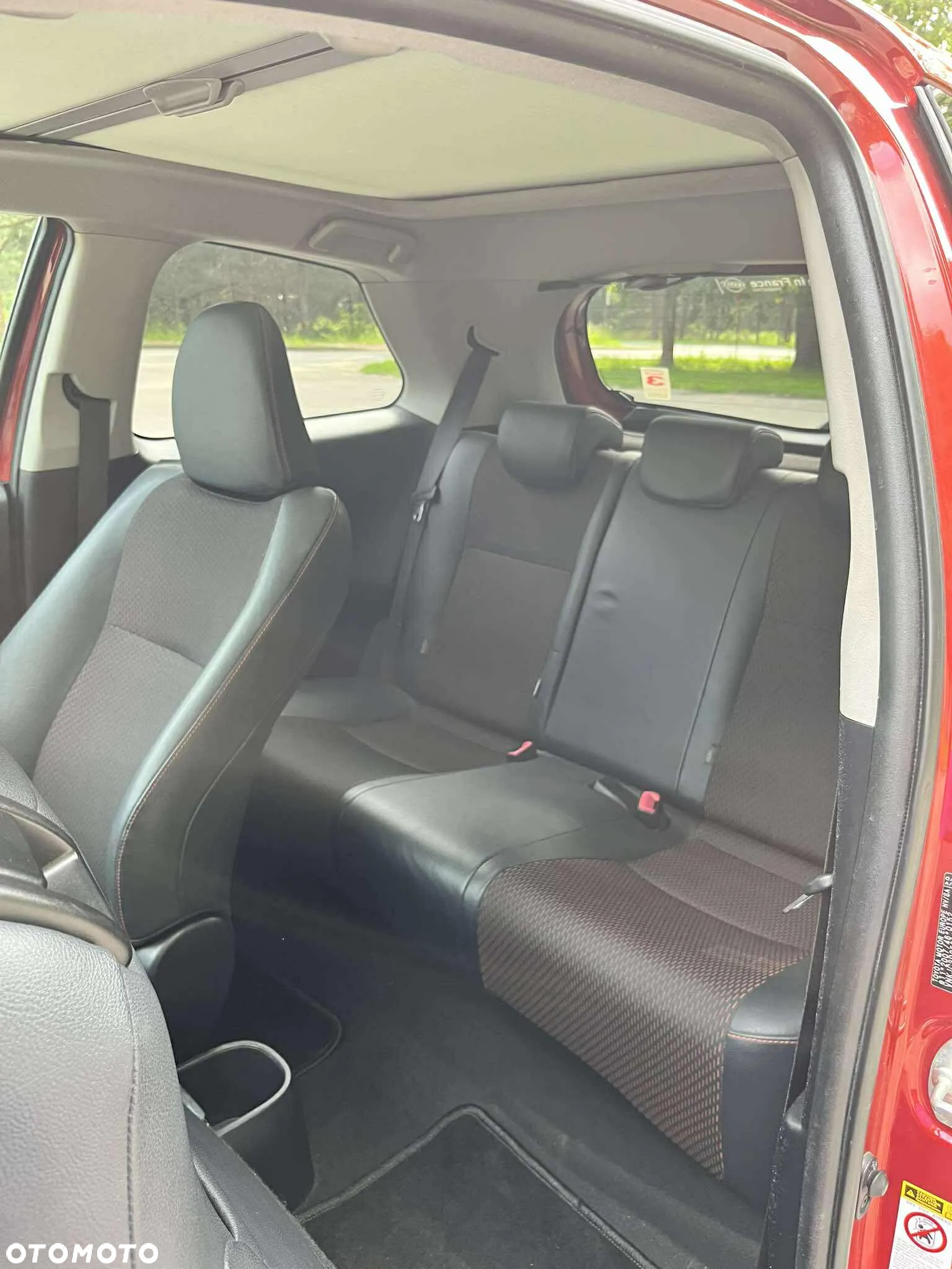 Toyota Yaris 1.4 D-4D Sol - 10