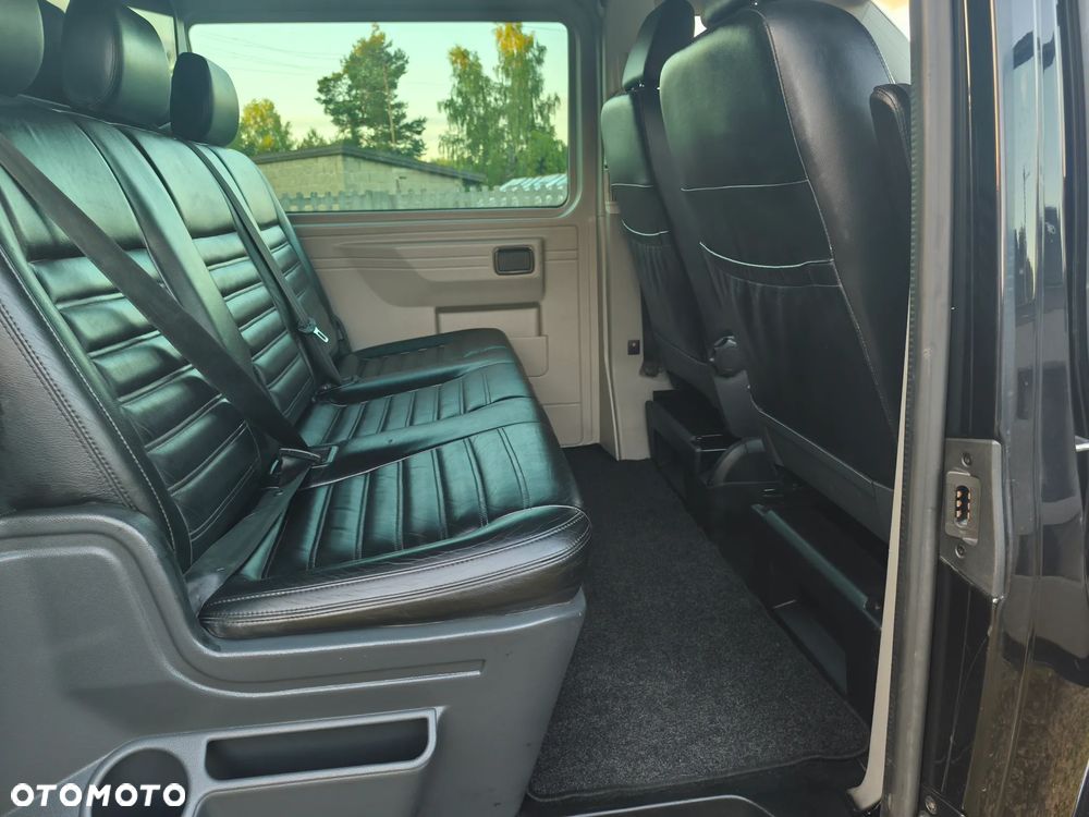 Volkswagen Transporter - 25