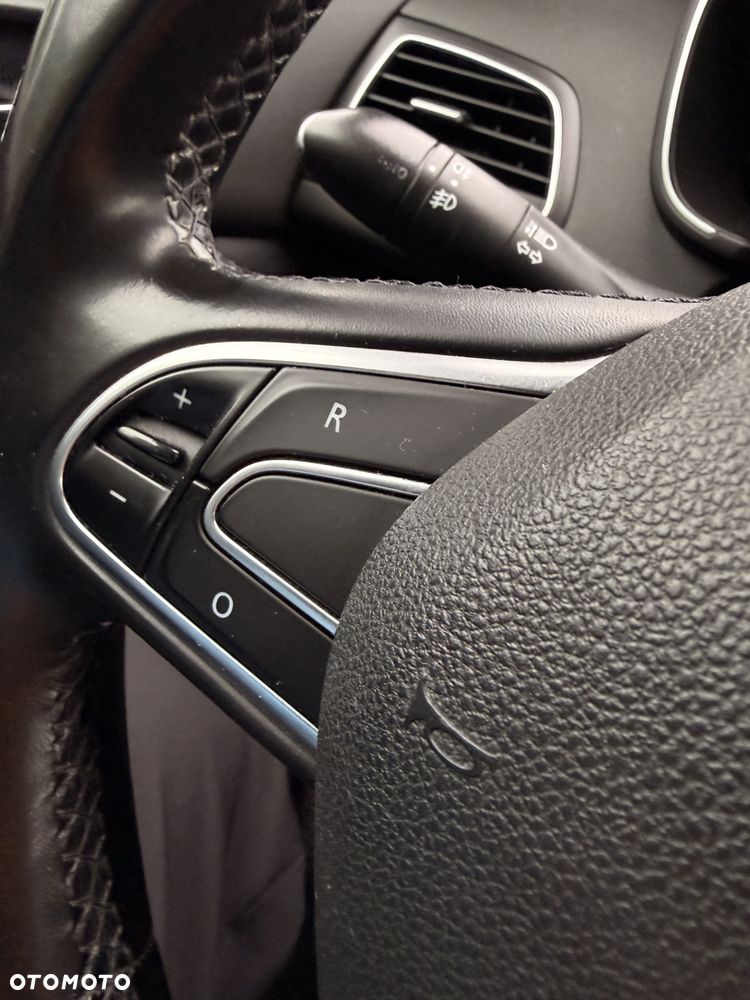 Renault Megane 1.5 dCi Limited EDC - 5