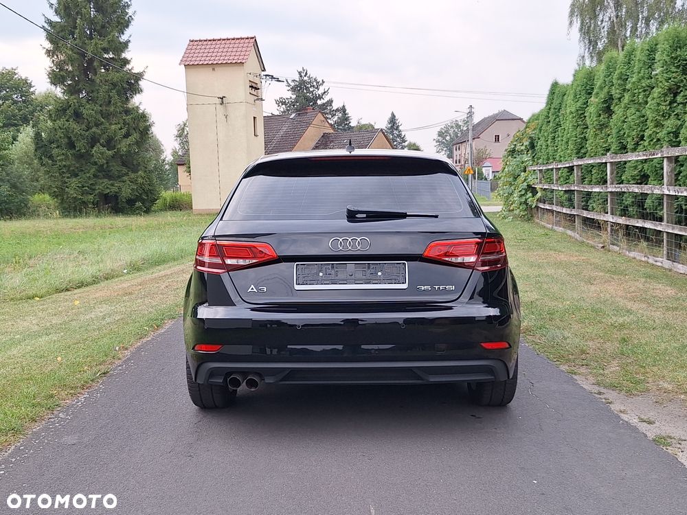 Audi A3 Sportback 35 TFSI S tronic - 5