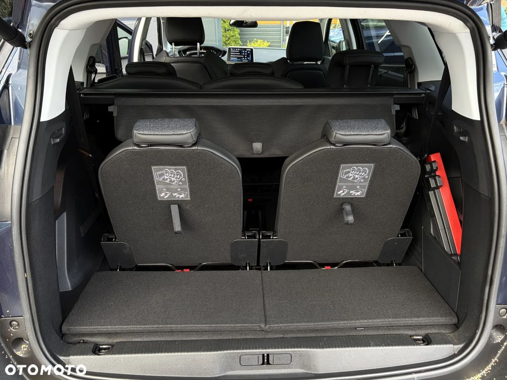 Peugeot 5008 1.6 PureTech Allure S&S EAT8 - 36