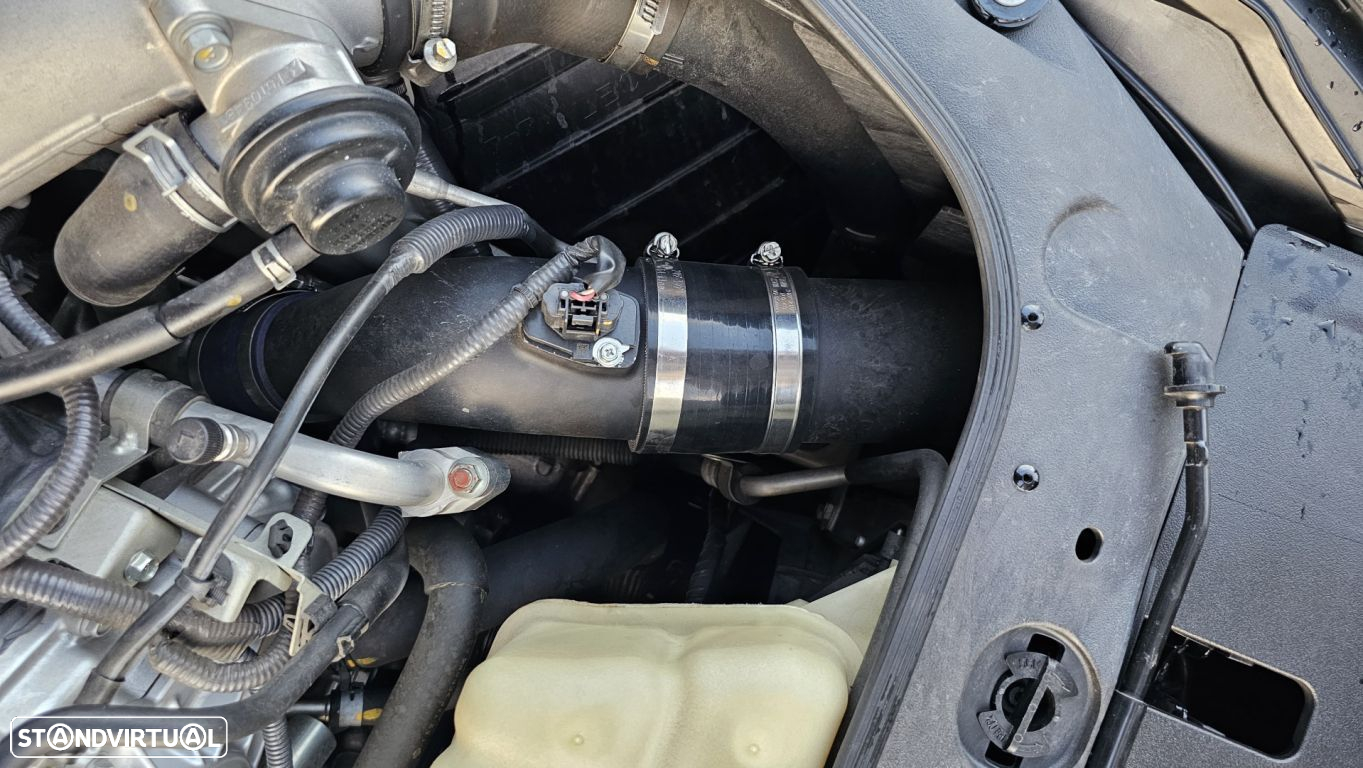 Nissan GT-R 3.8 V6 Pack Prestige - 24