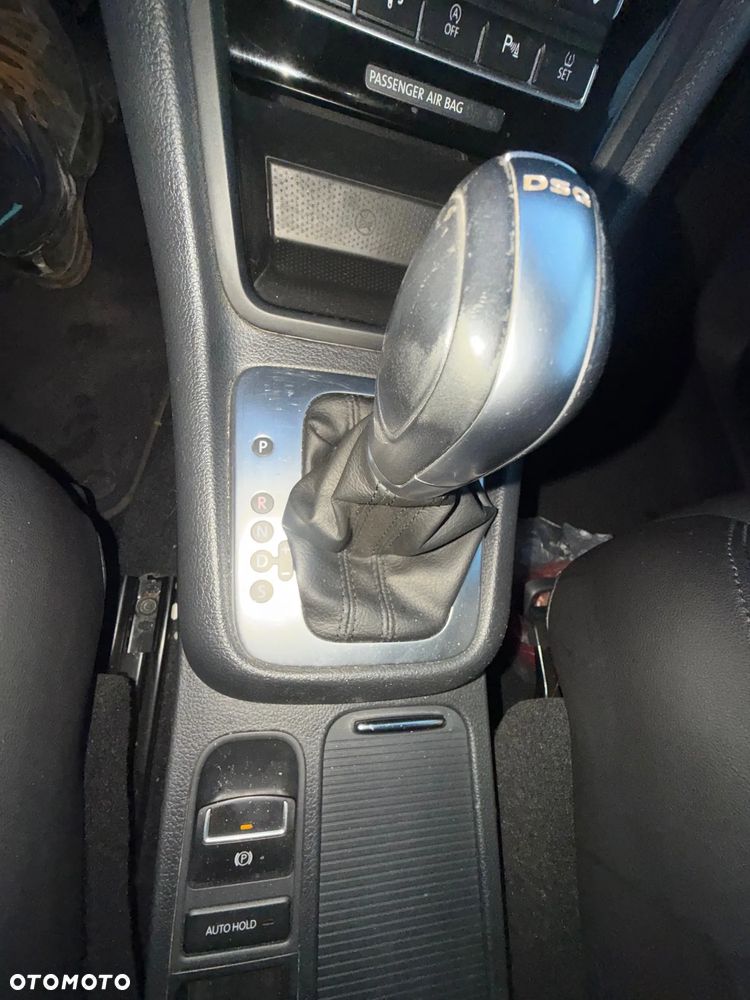 Volkswagen Sharan 2.0 TDI DSG (BlueMotion Technology) Highline - 26