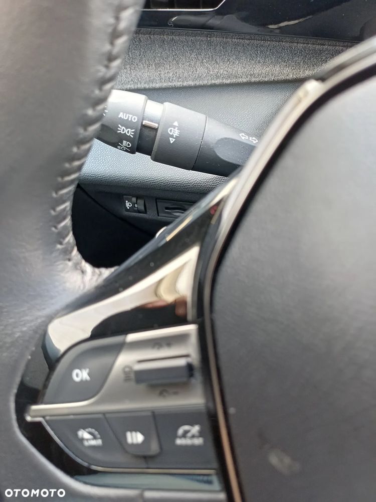 Peugeot 308 1.5 BlueHDi Allure Pack S&S EAT8 - 29