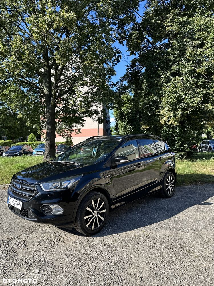 Ford Kuga - 1