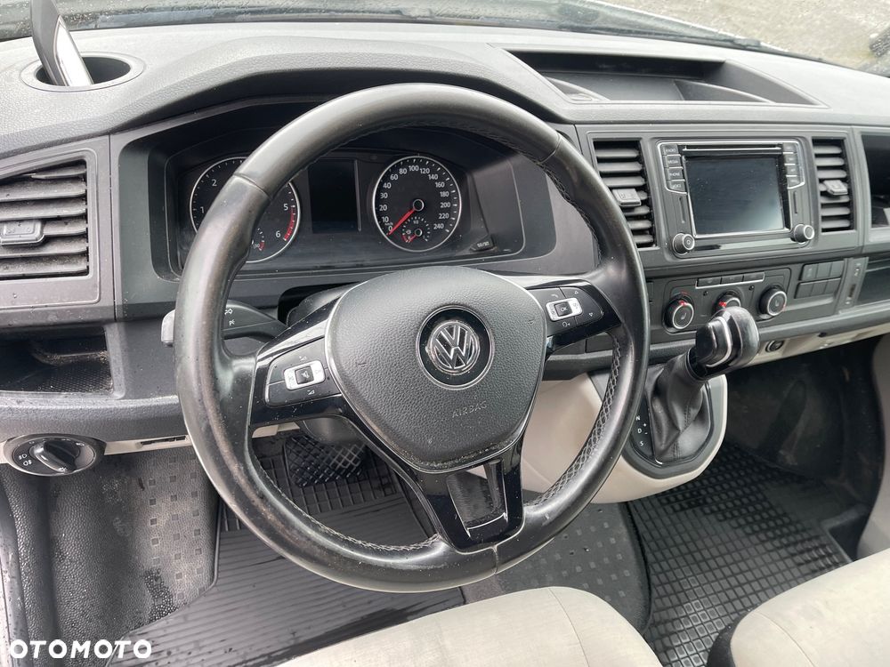 Volkswagen Transporter - 12