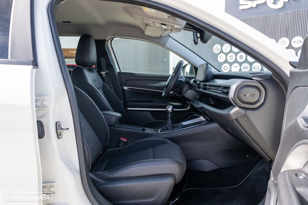 Jeep Avenger 1.2 GSE T3 Altitude - 16