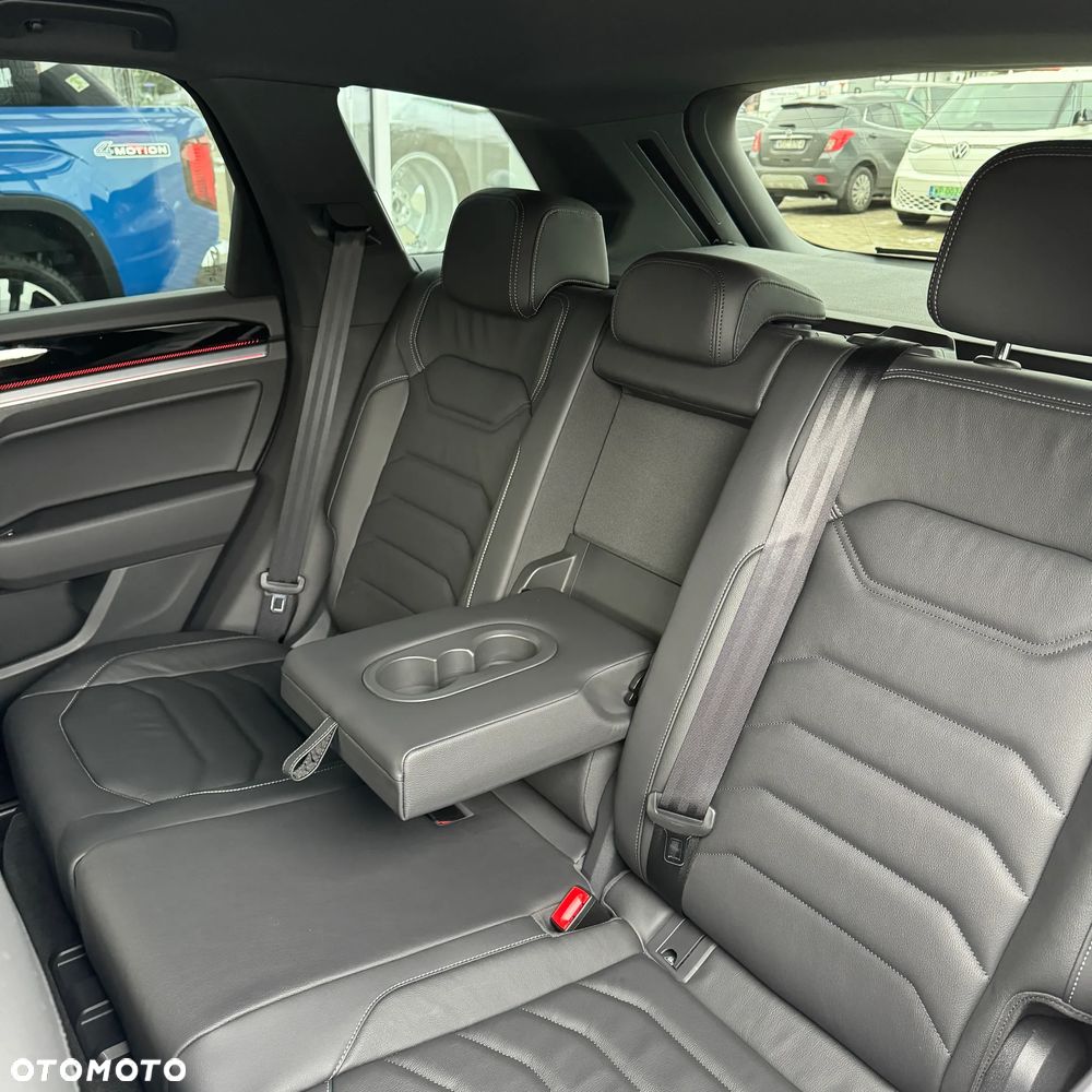 Volkswagen Touareg 3.0 V6 TDI SCR 4Mot R-Line - 9