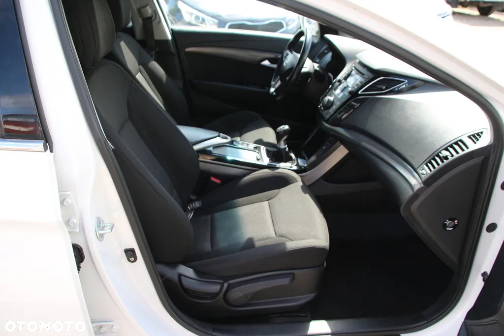 Hyundai i40 1.6 GDI Business - 30