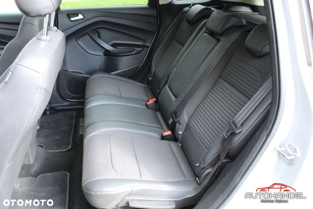 Ford Kuga - 23