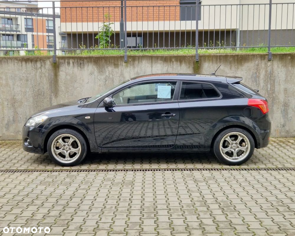 Kia Ceed - 4