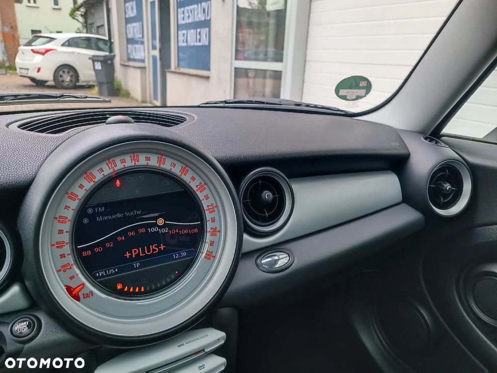 MINI Cooper Standard - 19