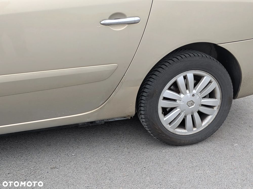 Renault Grand Espace Gr 2.0 dCi Initiale - 10