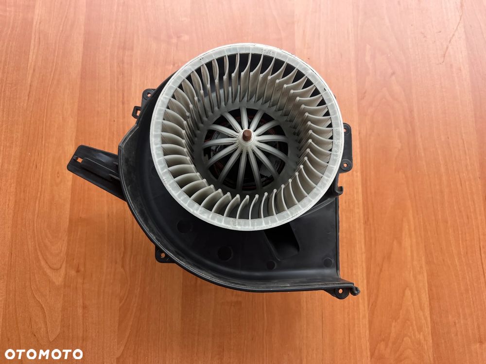 WENTYLATOR DMUCHAWA NAWIEWU SEAT IBIZA LEON AUDI VW SKODA 8EW009157111 - 1