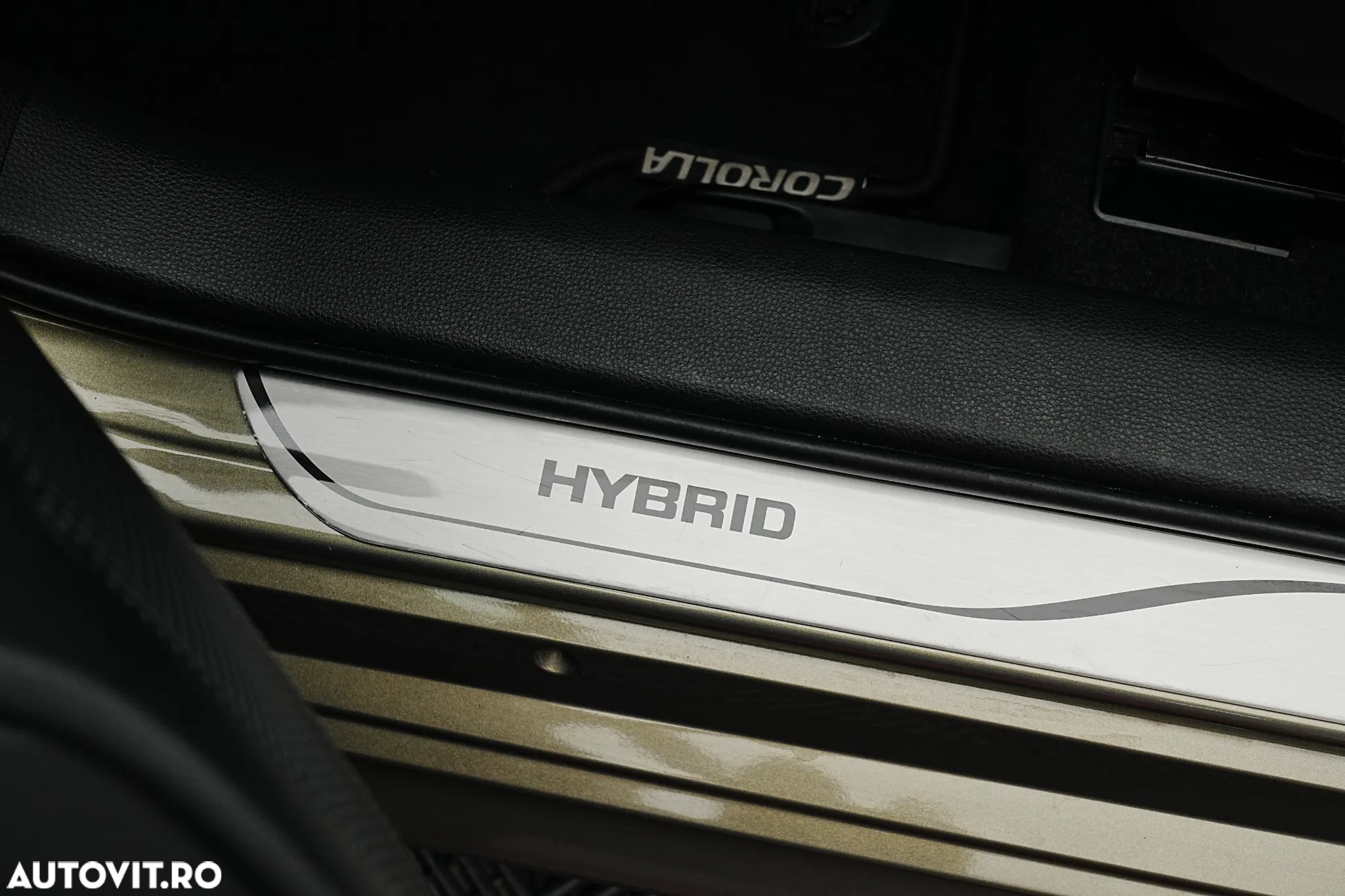 Toyota Corolla 1.8 Hybrid Touring Sports Business Edition - 38