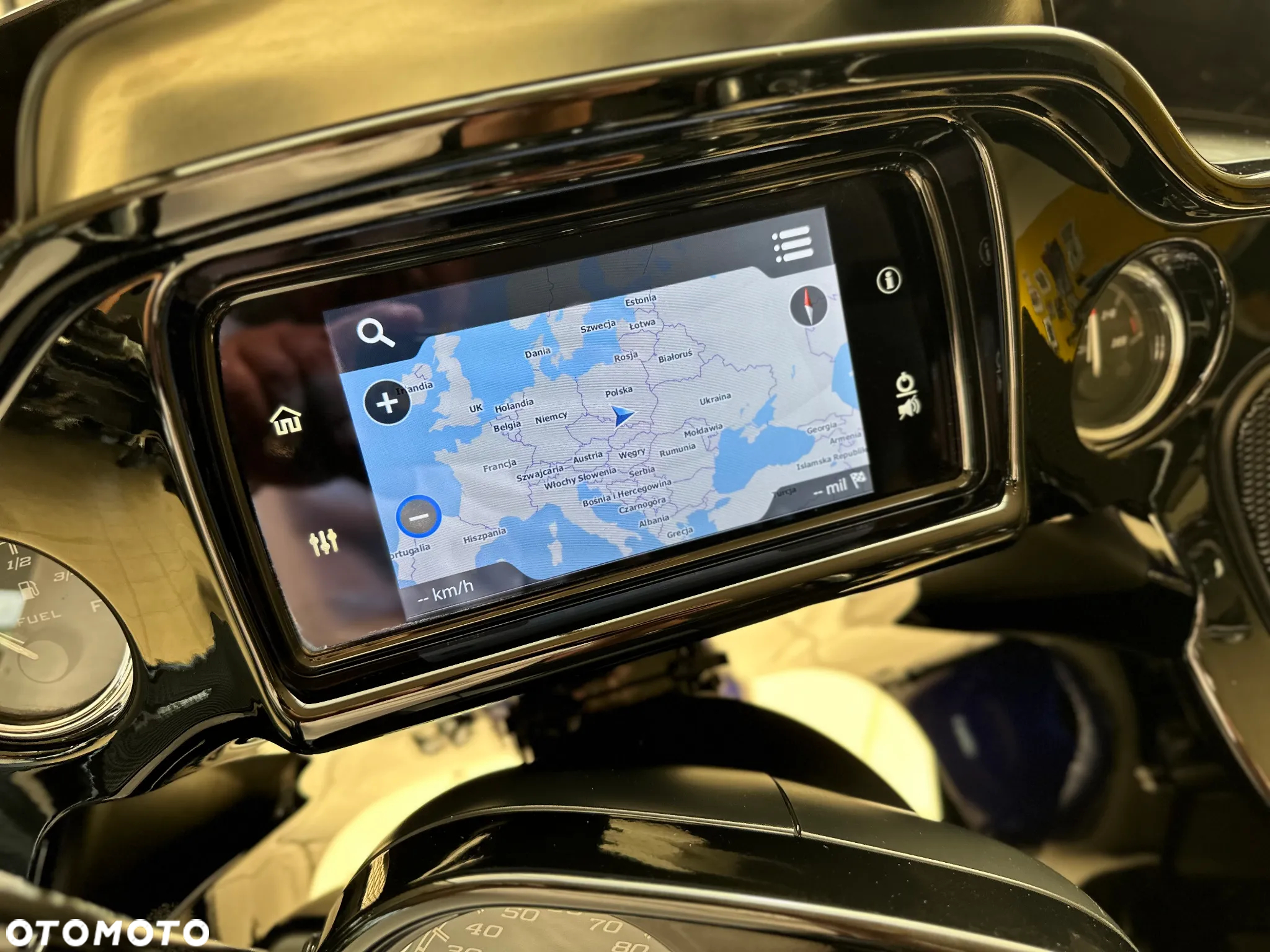 Harley-Davidson Touring Road Glide - 37