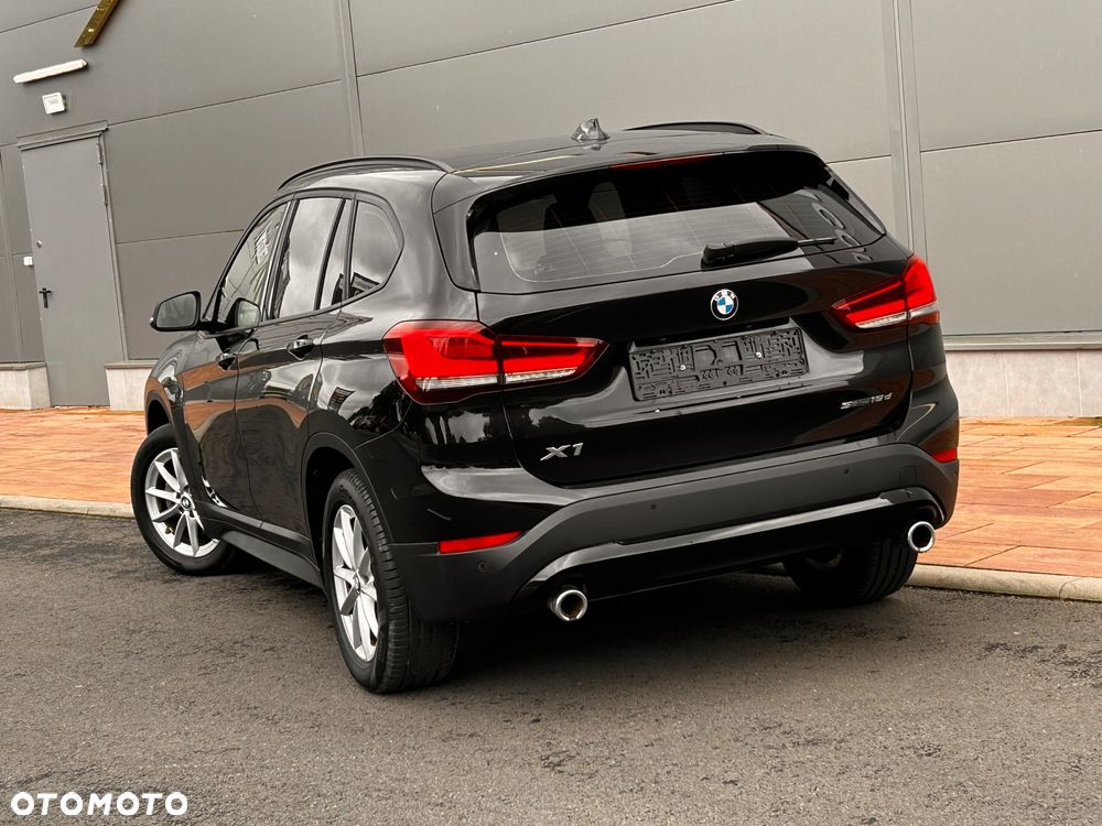 BMW X1 sDrive18d - 18