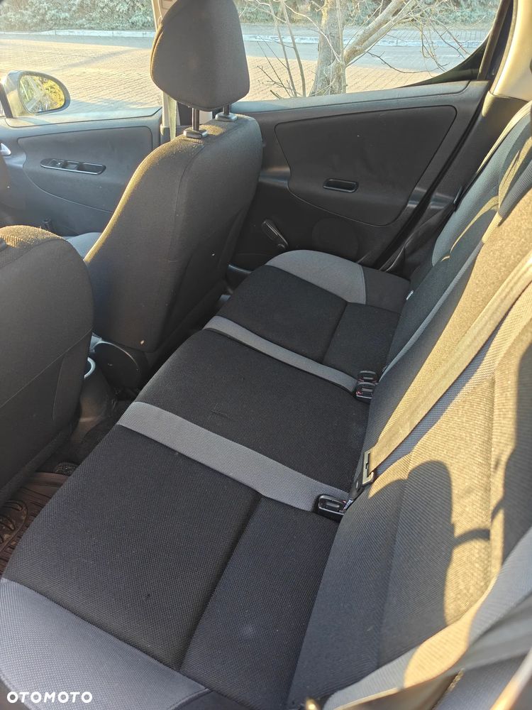 Peugeot 207 95 VTi Urban Style - 4