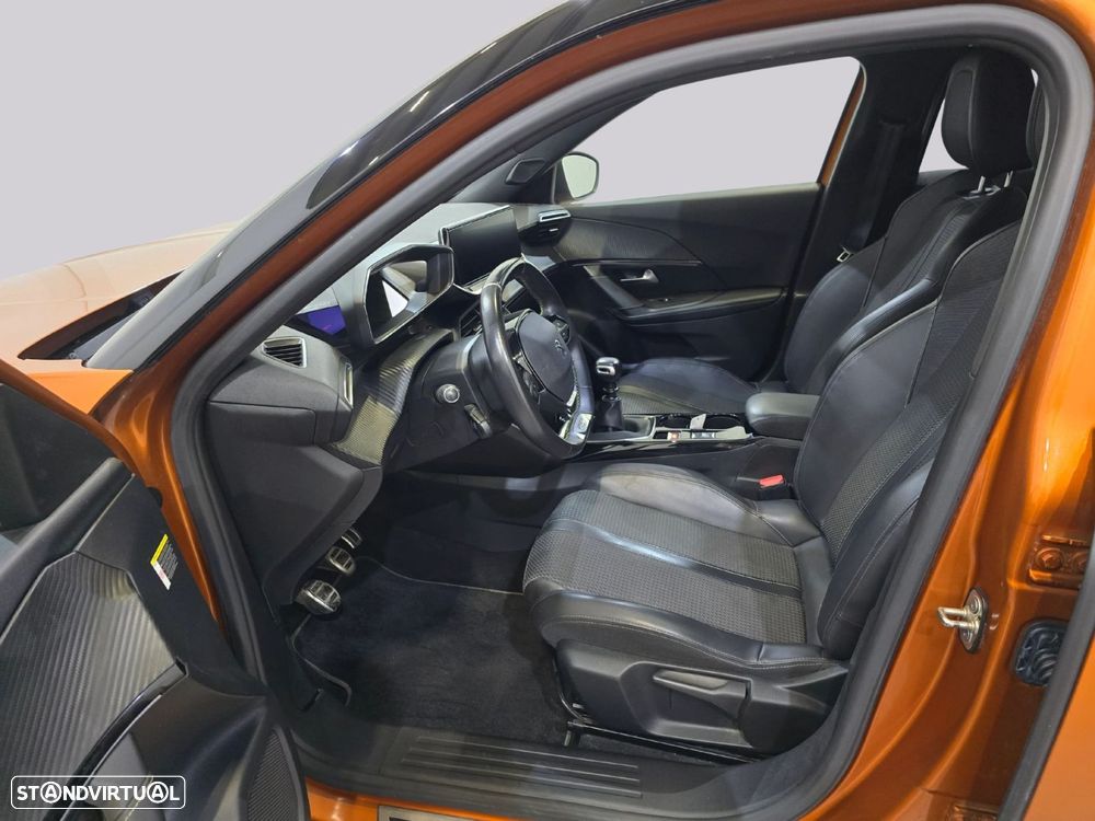 Peugeot 2008 - 10