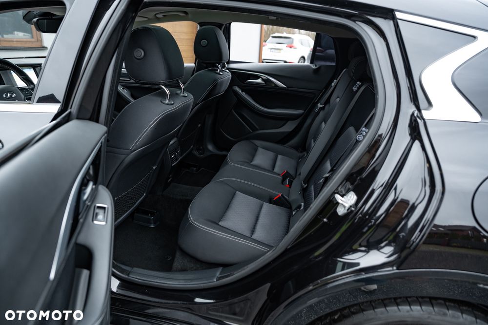 Infiniti Q30 2.2d DCT AWD Sport - 20