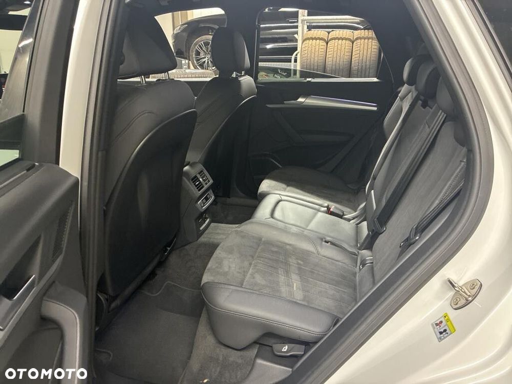 Audi Q5 Sportback - 8