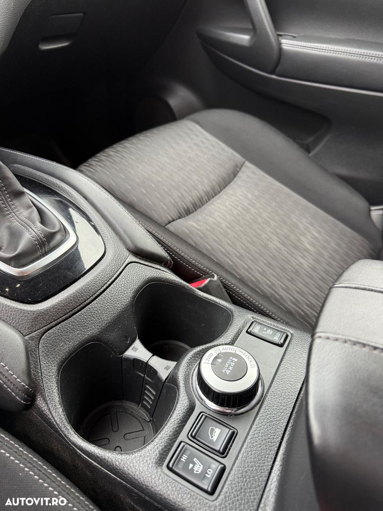 Nissan X-Trail 2.0 dCi ALL-MODE 4x4i Xtronic N-Connecta - 15
