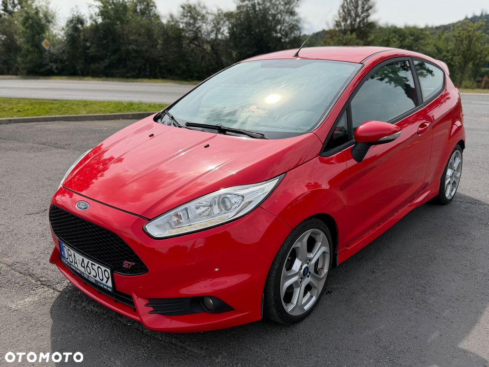 Ford Fiesta 1.6 EcoBoost ST - 6