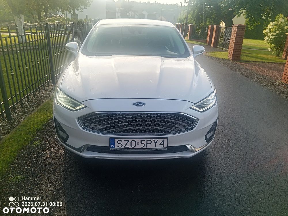 Ford Fusion - 11