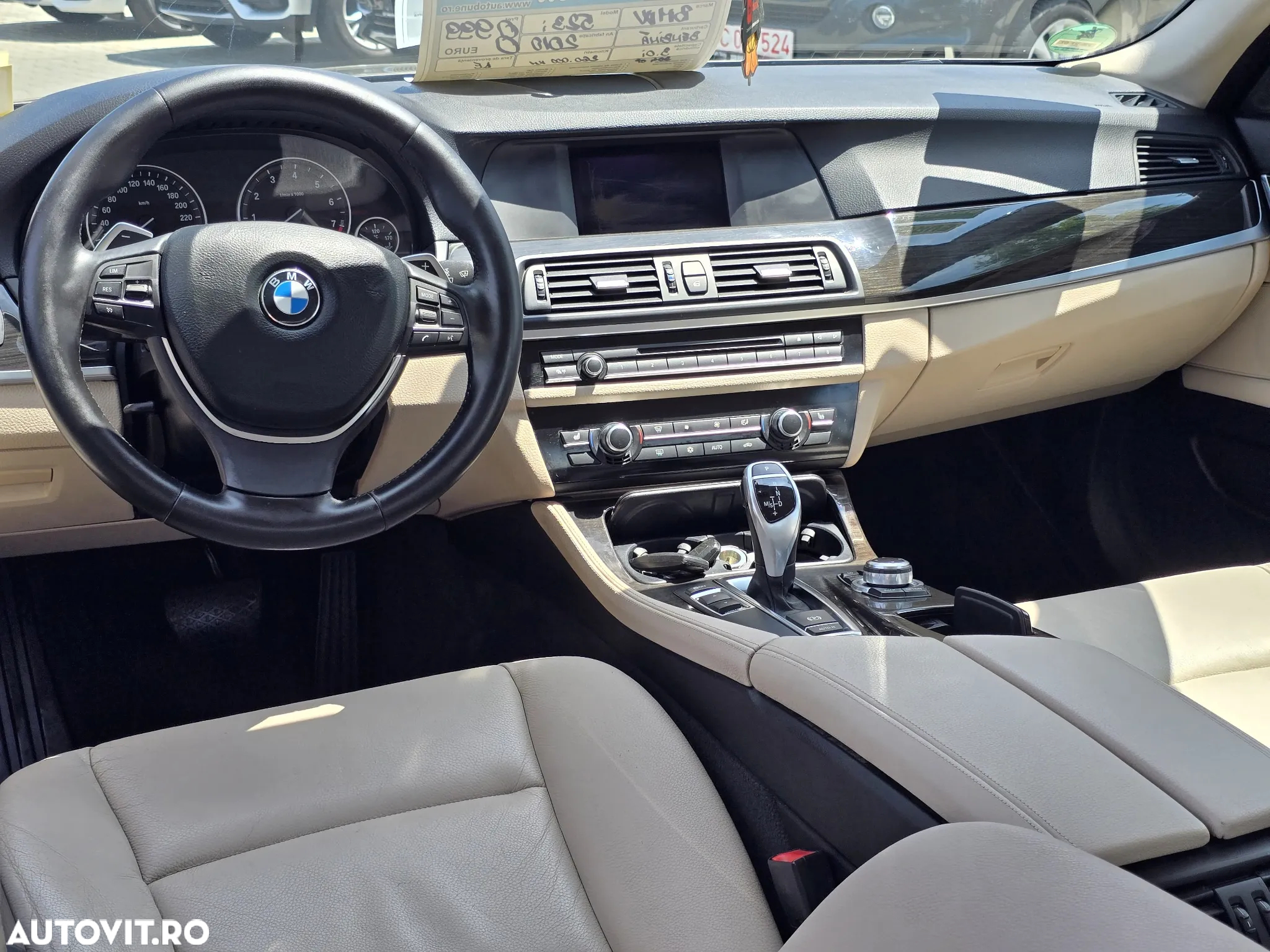 BMW Seria 5 523i Aut. - 11