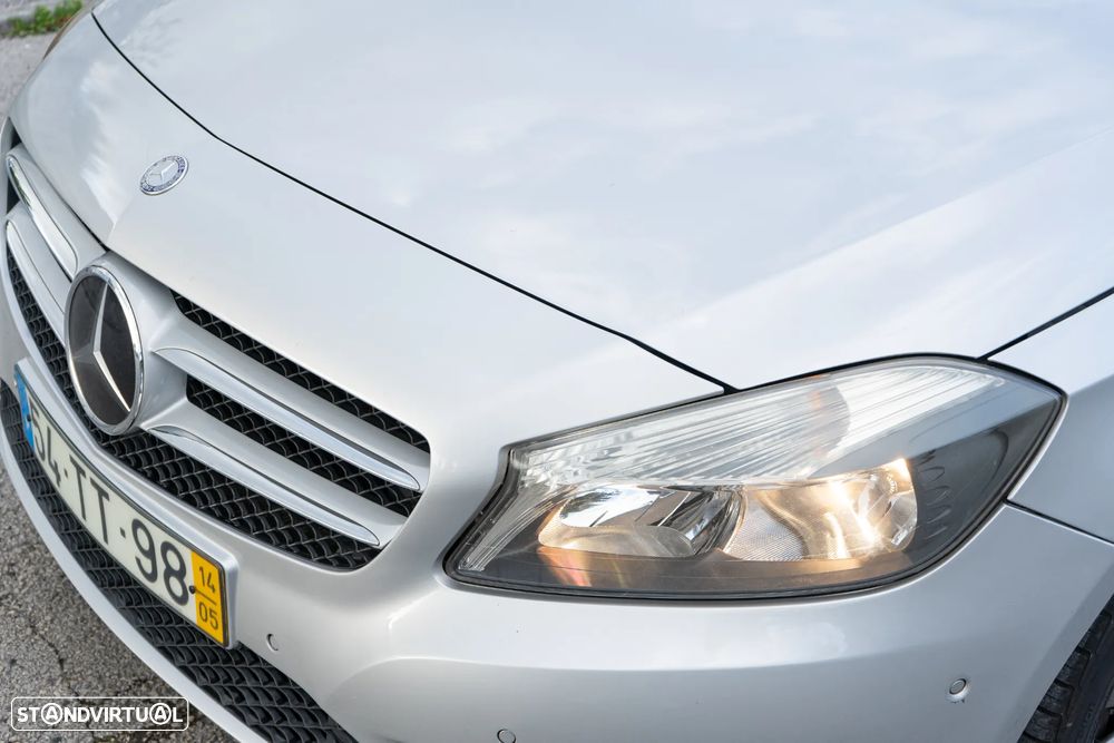 Mercedes-Benz A 180 CDI (BlueEFFICIENCY) Urban - 3