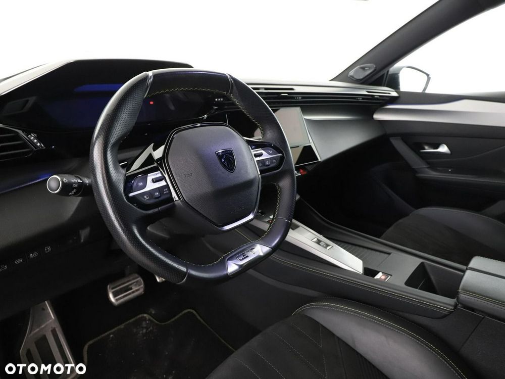 Peugeot 408 1.6 Plug-In Hybrid 225 GT EAT8 - 15