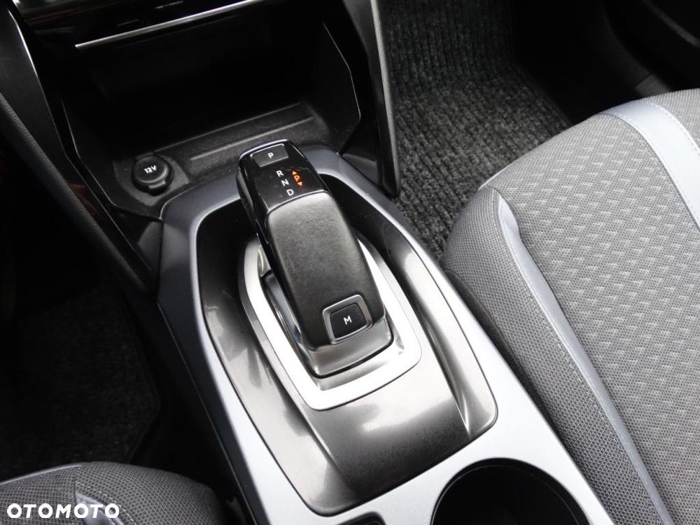 Peugeot 2008 - 15