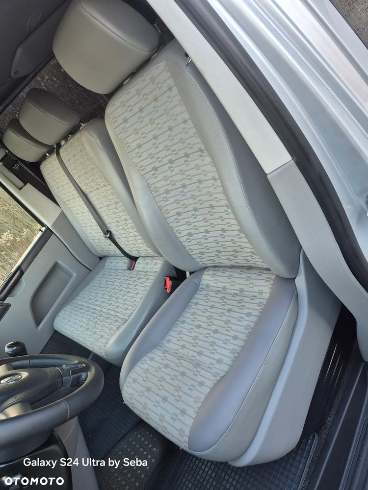 Volkswagen Transporter - 10