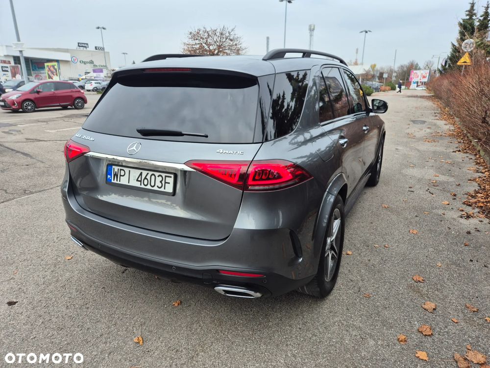 Mercedes-Benz GLE - 12