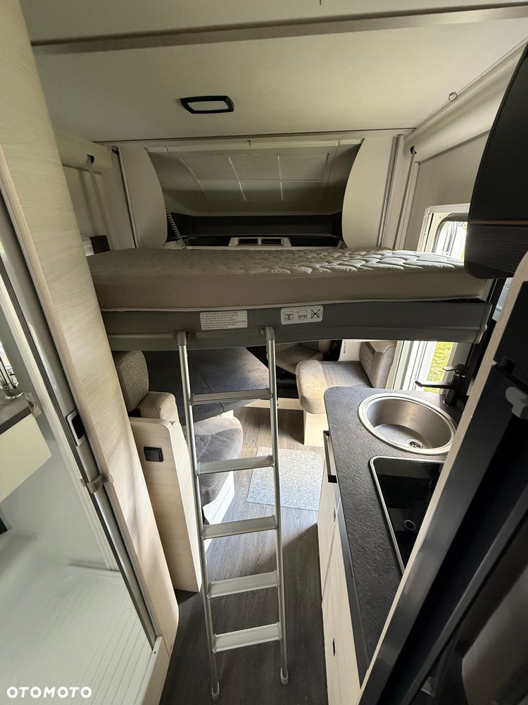 Ford CHAUSSON 627 GA TITANIUM PREMIUM - 28