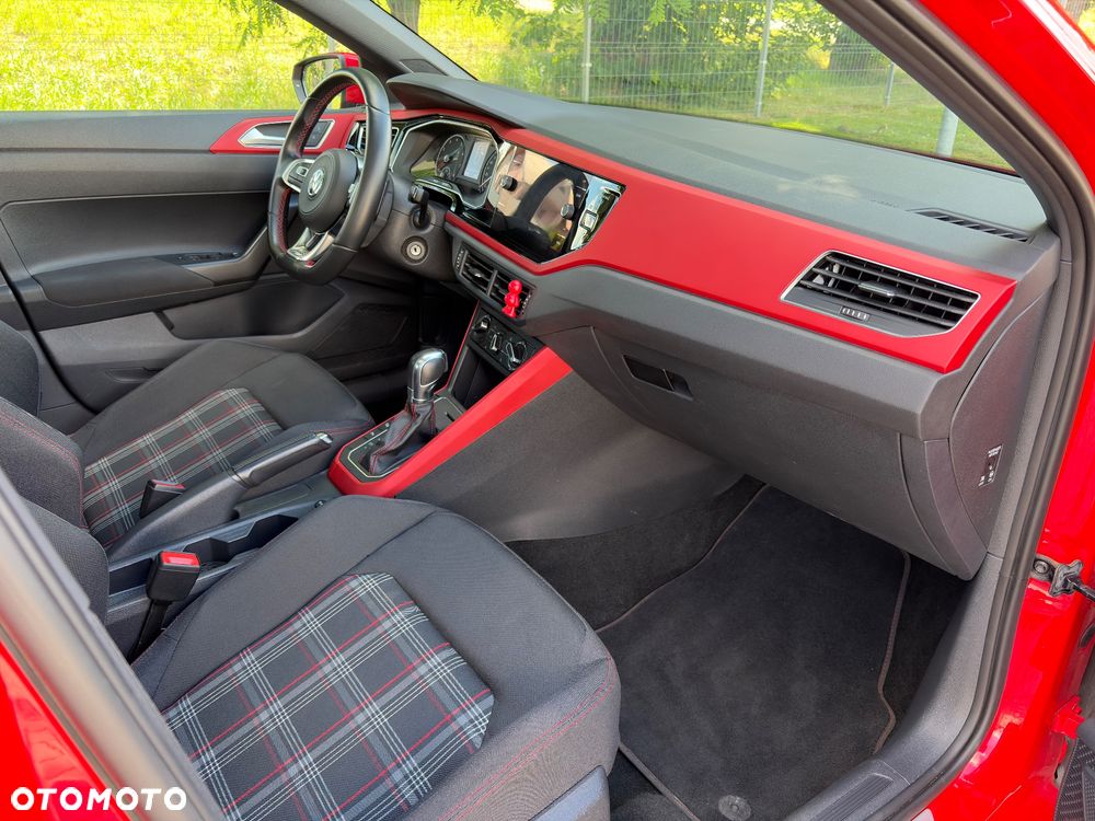 Volkswagen Polo - 16