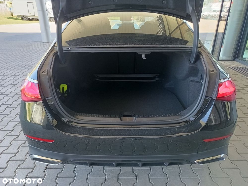 Mercedes-Benz Klasa E - 38