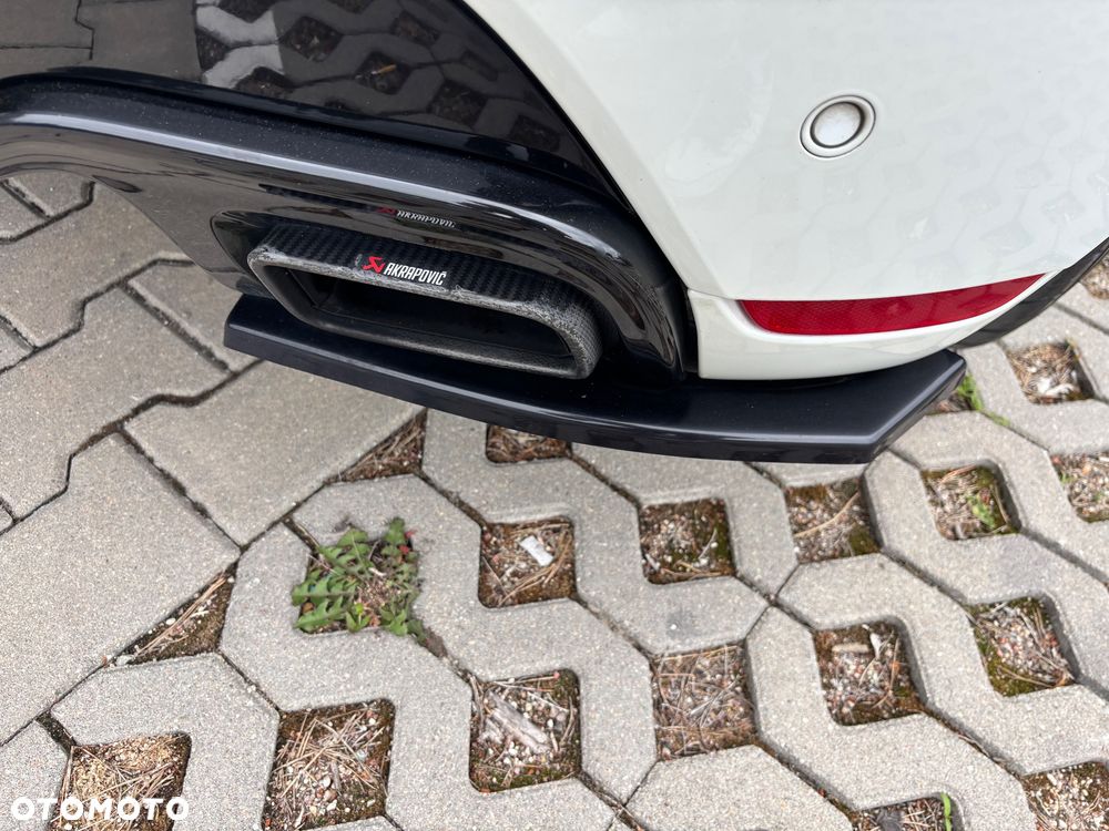 Renault Clio 1.6 R.S 220 EDC - 18