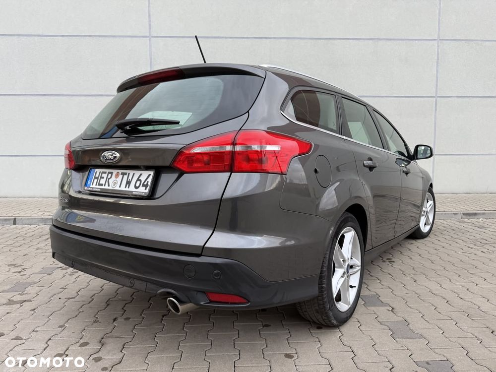 Ford Focus 2.0 TDCi Titanium ASS - 5