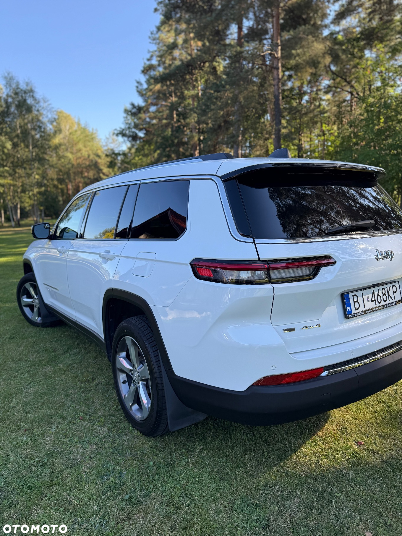 Jeep Grand Cherokee - 17