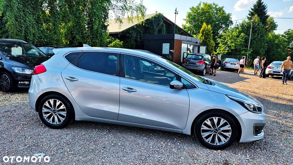 Kia Ceed 1.6 GDI XL - 11