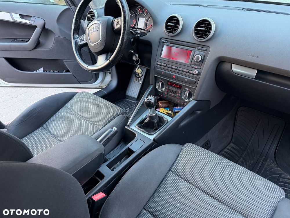 Audi A3 Sportback - 14